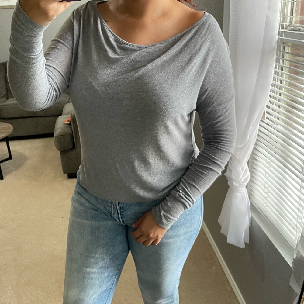 Vince gray slouchy long sleeve top medium
